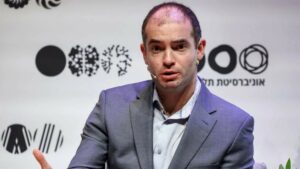 Breaking: OpenAI Co-Founder Ilya Sutskever Steps Down as Chief Scientist