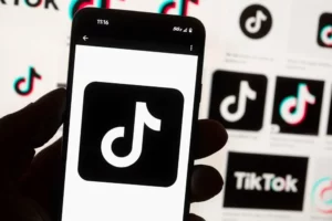 TikTok Takes Charge: To Auto-Labels All AI-Generated Content from Other Platforms